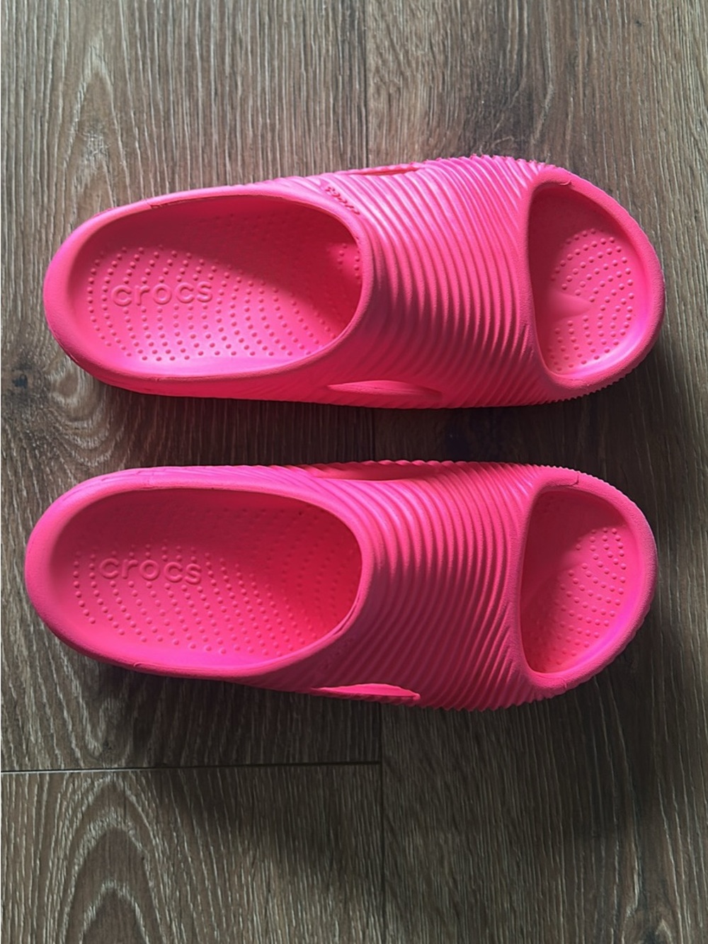 Crocs Slide Sandals - Hot Pink